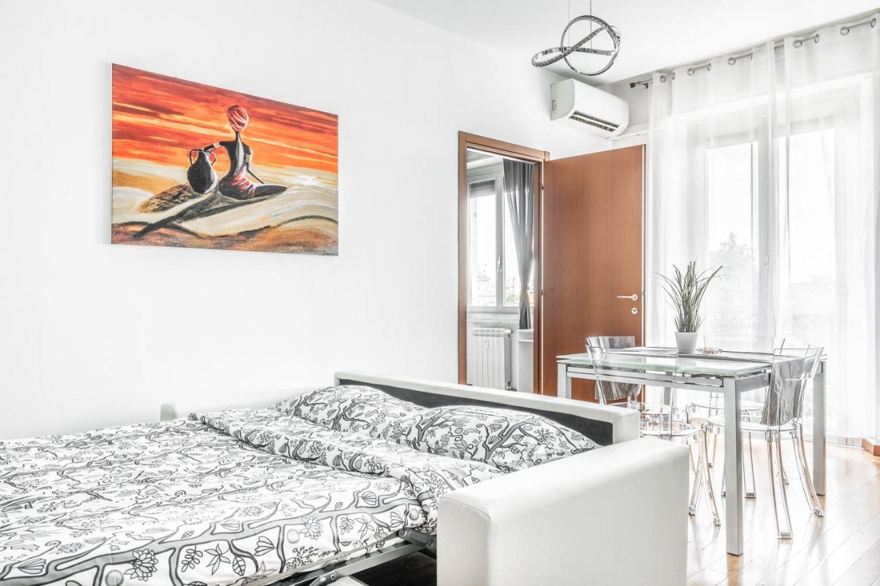 Апартаменты 'Tribal House' Sansiro-Rhofiera-Duomo Милан Экстерьер фото
